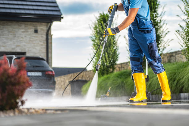Best Sidewalk Pressure Washing  in Kingstowne, VA